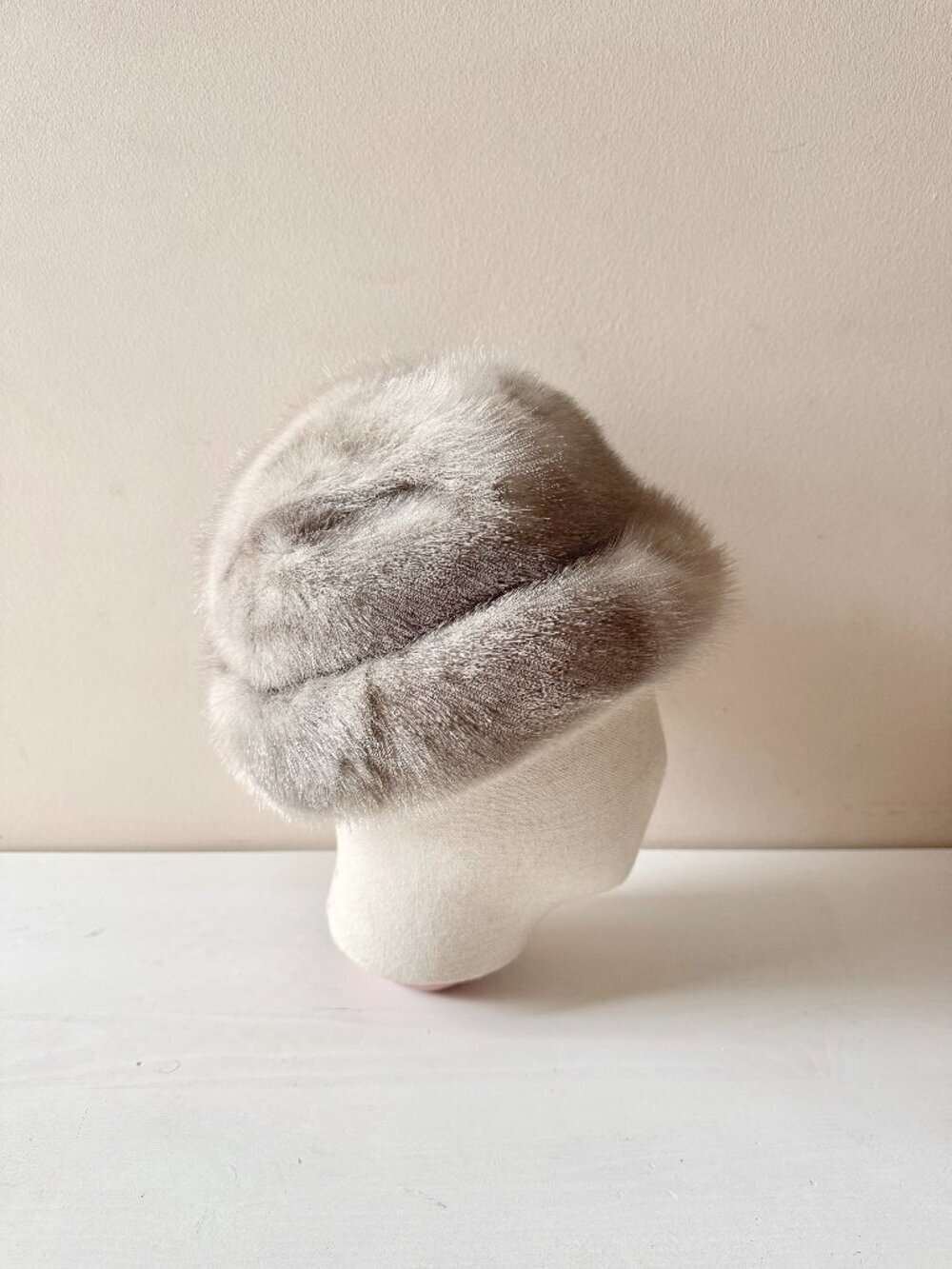 Vintage ANDRE for Simpson's Grey Mink Fur Cloche Hat